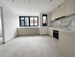 Cambridge Road (D8), Terrace #602170161